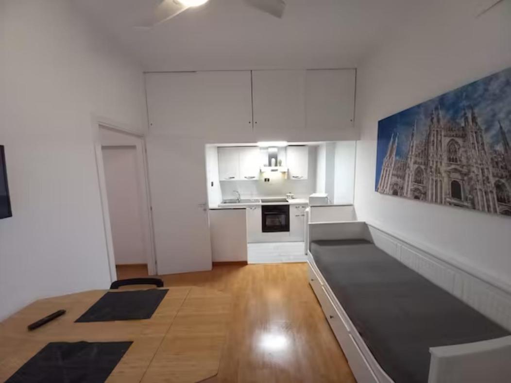 Appartamento Bilocale Al Nolo, Metropolitana Mm1 Pasteur Milano Esterno foto