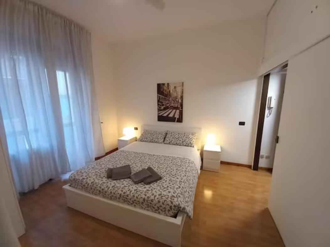 Appartamento Bilocale Al Nolo, Metropolitana Mm1 Pasteur Milano Esterno foto